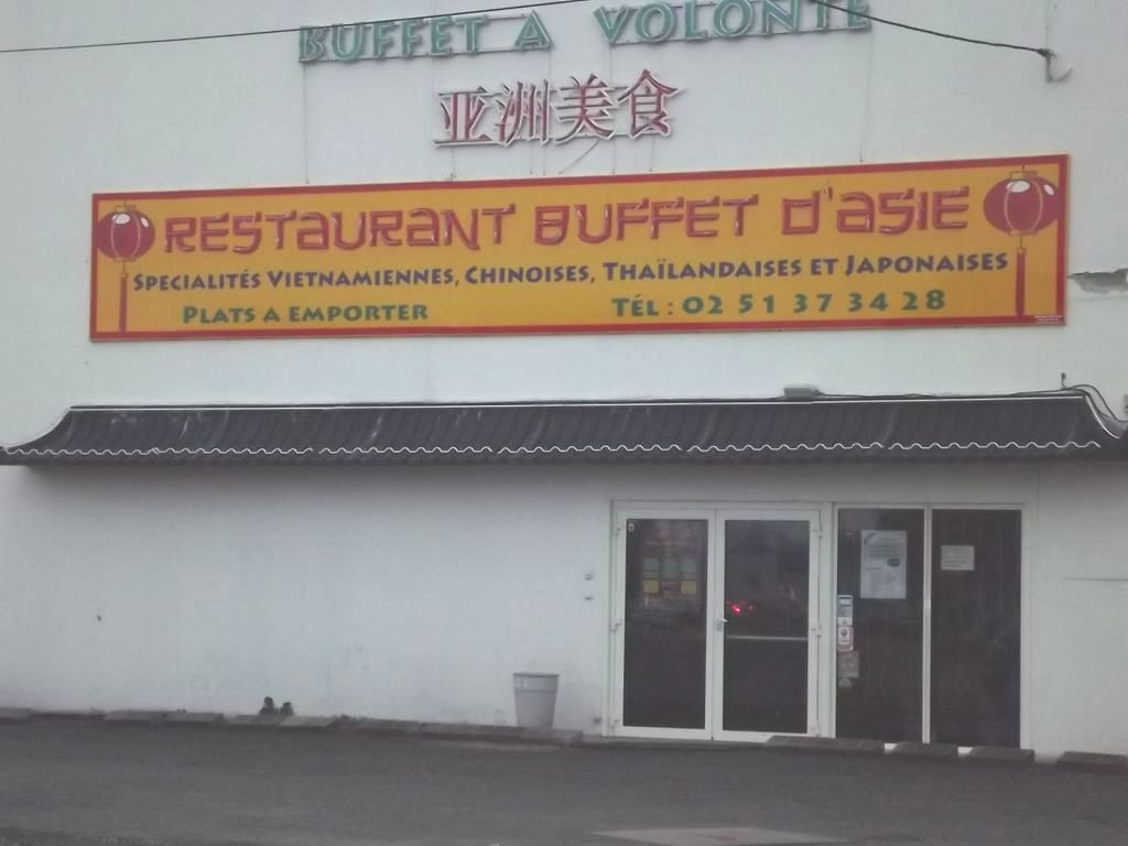 Buffet-d-asie-la-roche-sur-yon-85-res
