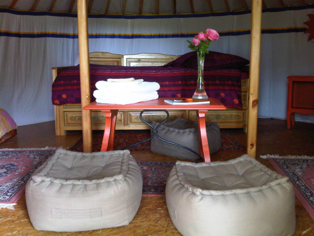 Les-yourtes-de-la-fabrique-thorigny-85-hlo-1