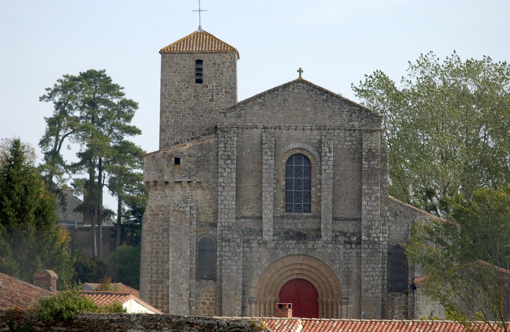 eglise-saint-nicolas-la-chaize-le-vicomte-85-pcu-1