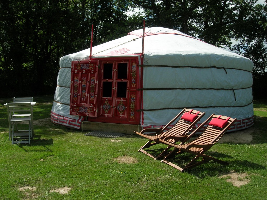 hébergement-insolite-yourte-esprit-campagne-aubigny-85-hlo-1