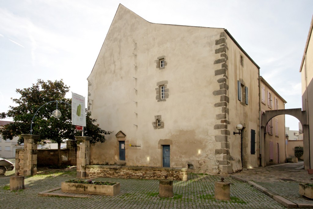 la-maison-renaissance-la-roche-sur-yon-85-pcu-1